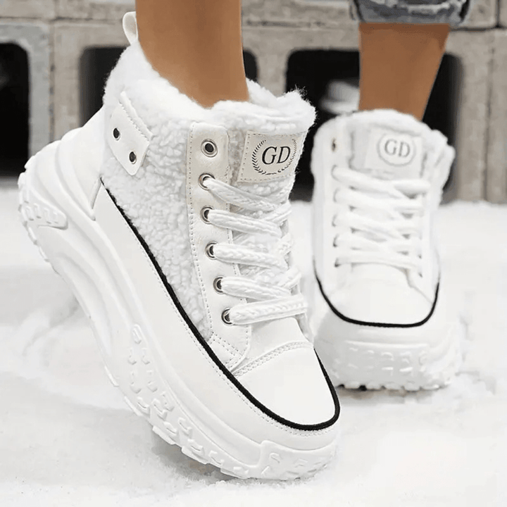 Emily - Cozy and Stylish Boots - Elle Toronto
